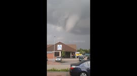 Impressive funnel cloud forms over Hamburg, Germany