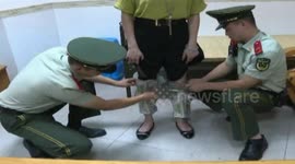 广东边防10分钟内连查2起人体藏匿案