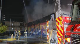 US, Los Angeles: Fairfax Structure Fire With Resident On Camera