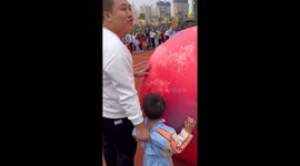 Father and son’s hilarious twist on school competition
