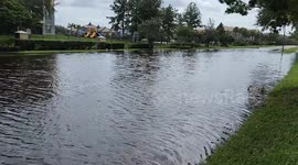 US: Flooding point at Hunters Creek with no crossing