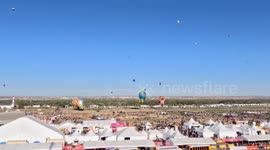 US: Hot Air Balloon Strikes Radio Tower, Causing Collapse at Albuquerque Balloon Fiesta