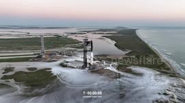 US: Starship Booster Successfully Caught in Groundbreaking Landing