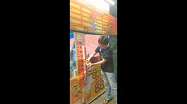 Customer wins stretchy cheese challenge successfully reaching 100cm