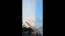 Bizarre phenomenon sees sky mixed between light and dark