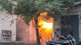 Fire broke out in shop while refilling gas in Northern India