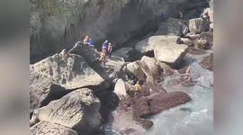 Rescue teams search for hero Australian tourist swept away by waves while saving swimmer in Bali