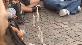 Argentina: One Direction fans gather at Buenos Aires Obelisk