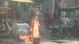 Gas cylinder explodes setting food stall on fire in India