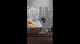 Test train hits 385 km/h on new high-speed railway in S. China