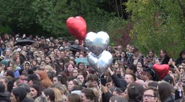 Hundreds of Liam Payne fans gather for vigil in central London