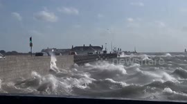 Ireland: Storm Ashley Brings Strong Winds, Leaving Thousands Without Power 2