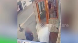 Couple use 'handbag trick to skip £80 restaurant bill'