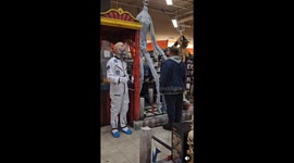 Fake animatronic prank when fun screams. Been doing this for 8 years and to make pranks fun again!