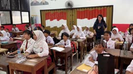 Indonesia: New Indonesia President Photo at School in Indonesia