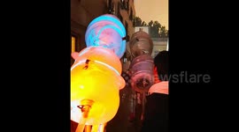 Man builds 'pulse cannon' that fires balls of flames