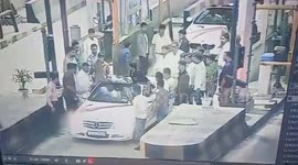 Wedding rage group attack toll booth workers in India