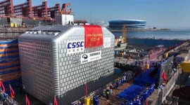 China: China delivers world's largest Type B LNG fuel tank container ship