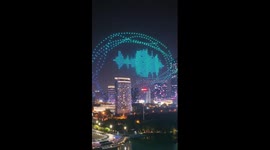 1,024 drones illuminate night sky in Hefei, China