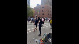 Chicago Marathon runner in heels brings humor and heart to Domestic Violence Awareness Month