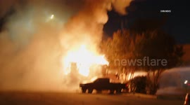 US, Los Angeles: Pacoima RV Fire