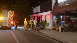 US, Los Angeles: Sherman Oaks Window Smash and Smoke Investigation