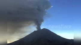 Popocatepetl volcano spews gas as it erupts in Mexico