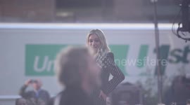 US: Kelsea Ballerini Performs on NBC Today Show