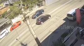 BMW rams Lamborghini in alleged staged accident to claim insurance