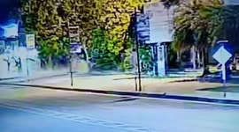 Out-of-control pickup car crashes into coffee shop