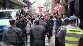 Brazil: Protesters in São Paulo Against Privatization of Schools