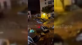 Spain: Several cars are swept away by floods Valencia province, Spain