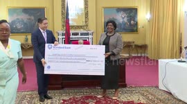 China donates food to Malawi, and scholarship funds for students in need