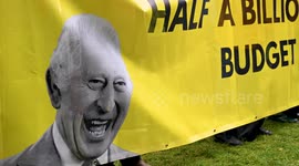 A Campaign against the King outside of Parliament, London, United Kingdom