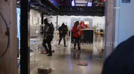 US, Los Angeles: Downtown LA Nike Store Looted Police Make Arrest Part 13