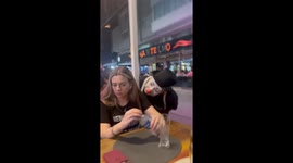 Mime surprise in Balneário Camboriú