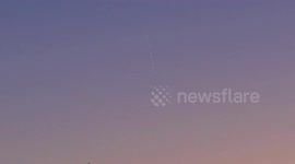 NEW STARLINK TRAIN G10-13 SEEN WITH 2 AIRPLANES , THEN FLARES BRIGHTLY AS SEEN IN THE SWISS ALPS.