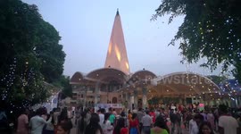 Hindus celebrate Diwali in Bangladesh