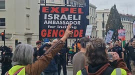 Counter-demonstrators and protesters meet along the route of the National March for Palestine in Vauxhall