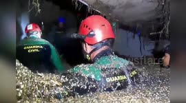 Spain: Underwater Teams Brave Flooded Buildings in Search for Spain’s Missing