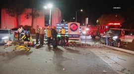 US, Los Angeles: Santa Clarita 5 Injured In Crash With Pole Down With Aerials