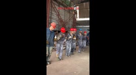 Factory worker dance troupe showcases passion in China