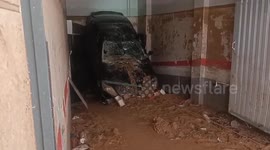 Spain: Rescuers work in the area affected by unprecedented floods in Spain