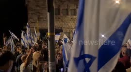 Protests Erupt Across Israel After Netanyahu Fires Defense Minister Yoav Gallant 2