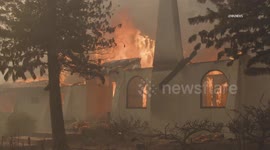 US, Los Angeles: Ventura County Mountain Fire Engulfs structures In Camarillo Burning Over 8800 Acres Part 2