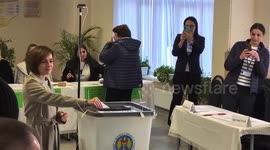 Moldova: Runoff voting in 2024 Moldovan presidential election