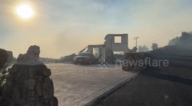 Massive Mountain Fire Engulfs Homes