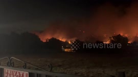 US: Brush Fire Erupts Near Moorpark, California, Prompting Evacuations 6
