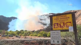 US, Los Angeles: Los Angeles County Firefighters Battle The Frenchman Wildfire