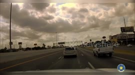 US: Smuggler Caught with Six Mexican Immigrants